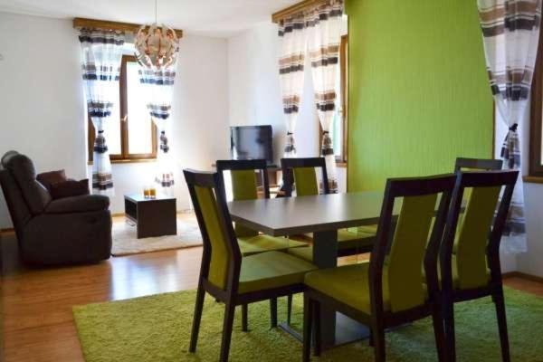 Deluxe Port View Apartment Каштела Екстер'єр фото